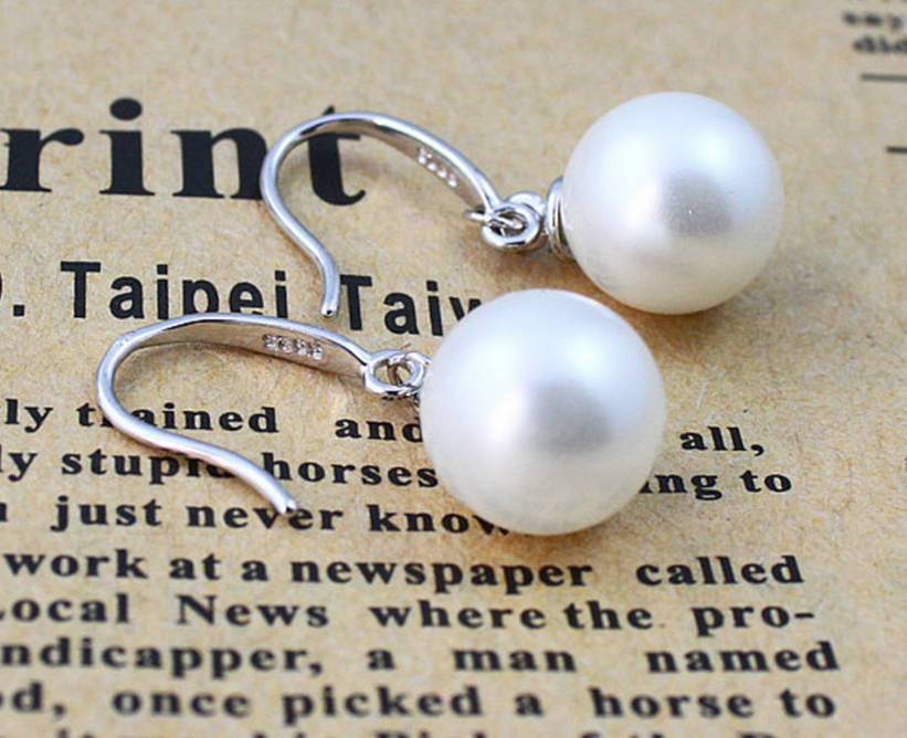 Pearl Drop Hook Earrings