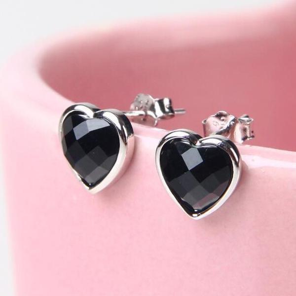 Faceted Black Agate Heart Stud Earrings